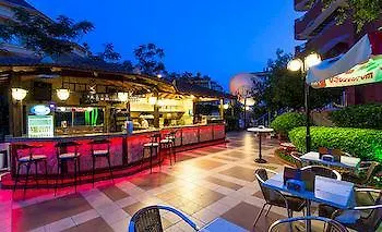 Moonflower Aparts & Αλάνια