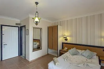 Moonflower Aparts & Aparthotel 4*