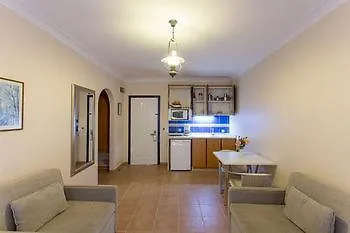 Moonflower Aparts & Lejlighedshotel 4*